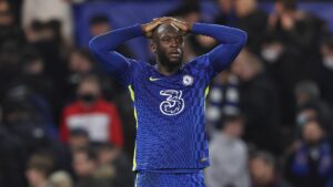 Chelsea's Lukaku Dilemma: Navigating the Financial Fallout of a Failed Transfer