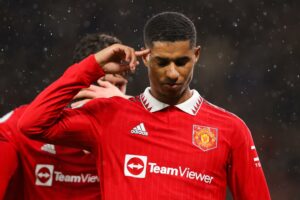 Rashford Recommits to United Amidst Trophy Ambitions