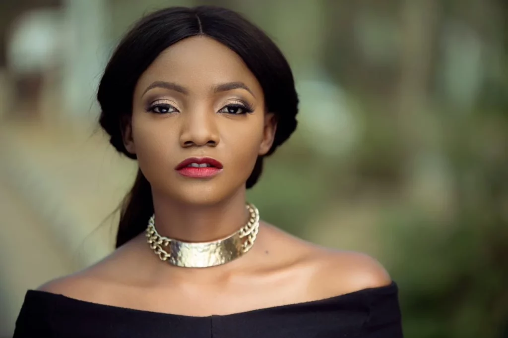 From Clapbacks to Consciousness: Simi's Evolution on Twitter