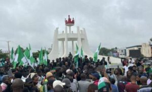 Plateau Protesters Hold Church Service Amidst Ongoing Demonstrations