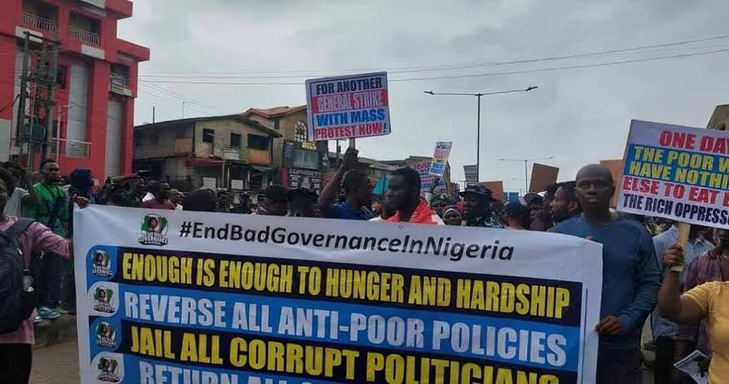 Protesters Recite Old National Anthem In Lagos, Ogun, Rivers