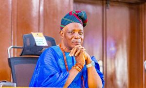 Ladoja to Embrace Tradition: Otun Olubadan Receives Beaded Crown