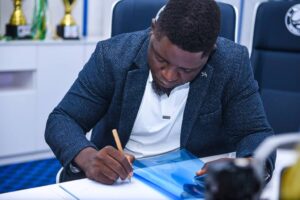 Remo Stars Extend Daniel Ogunmodede’s Contract