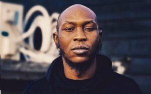 Seun Kuti Ignites Debate on Footballer Salaries vs. Essential Worker Pay