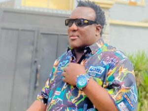 Fuji Maestro Saheed Osupa Moved by Fan's Extensive Album Collection at Lagos Event