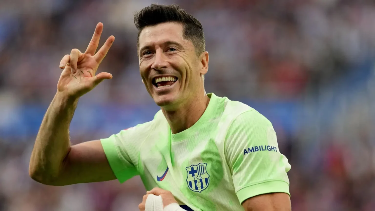 Barcelona Targeted in Elaborate €1 Million Fraud Scheme Involving Lewandowski's Agent