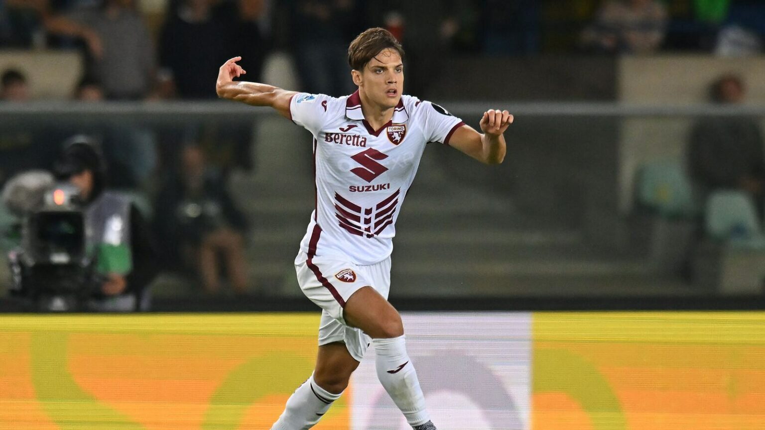 Manchester City Eyes Torino's Samuele Ricci as Potential Rodri Replacement, Club Director Responds