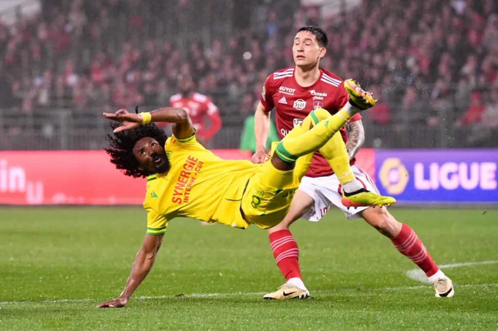 Brest Outclass Nantes Despite Simon's Creative Spark in Five-Goal Thriller